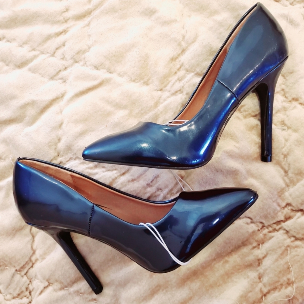 NEW: Navy Blue Classic Stilleto Pump